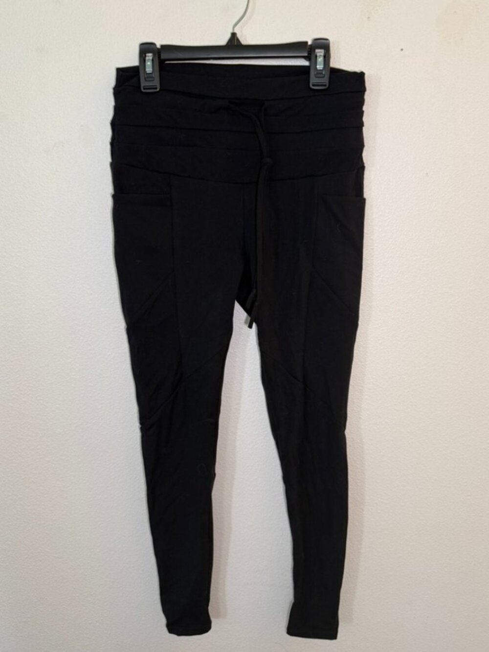 CVG Leggings Size small.  (item #32)